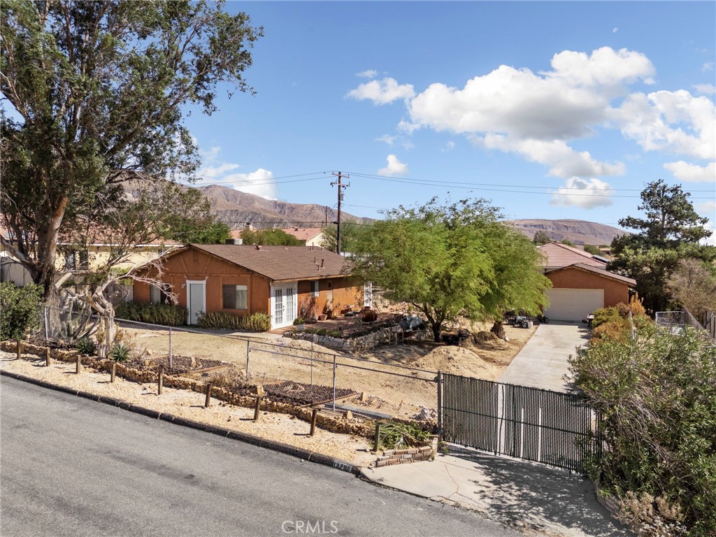 12760 Danbury Street Property Photo 1