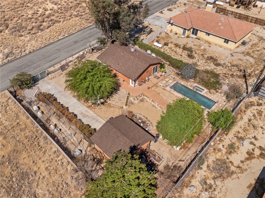 12760 Danbury Street Property Photo 15