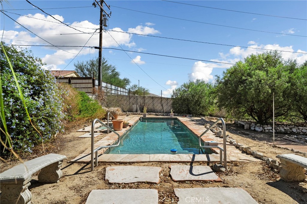 12760 Danbury Street Property Photo 20