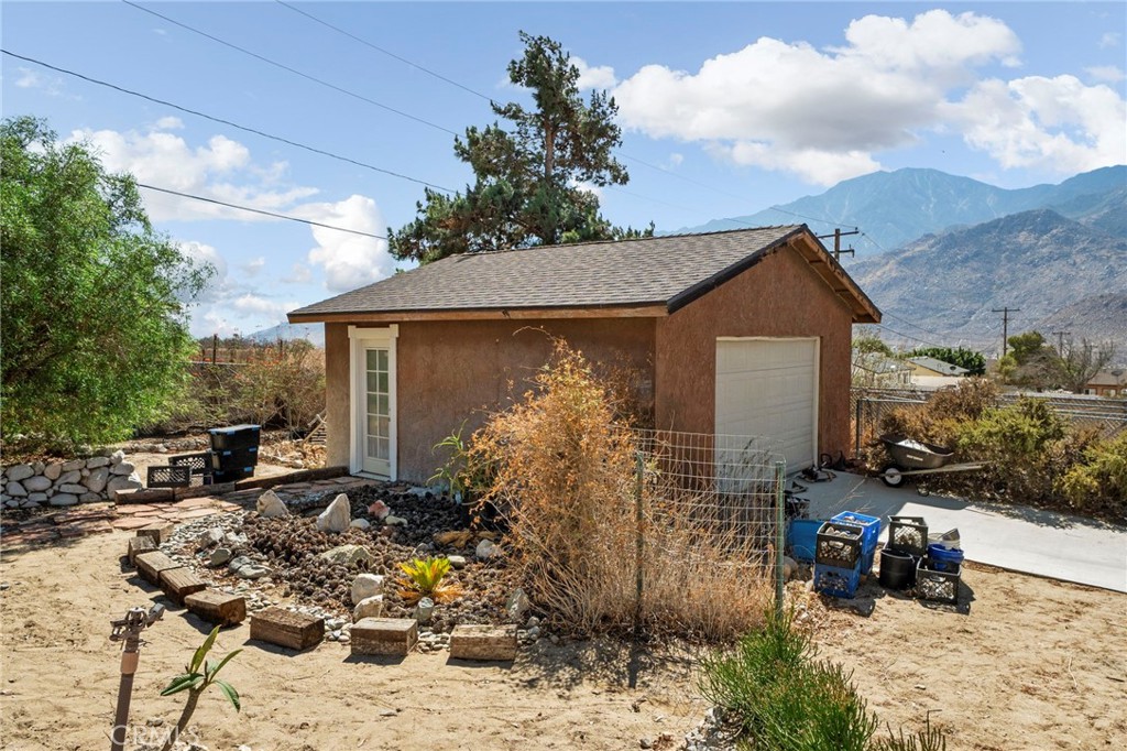 12760 Danbury Street Property Photo 23
