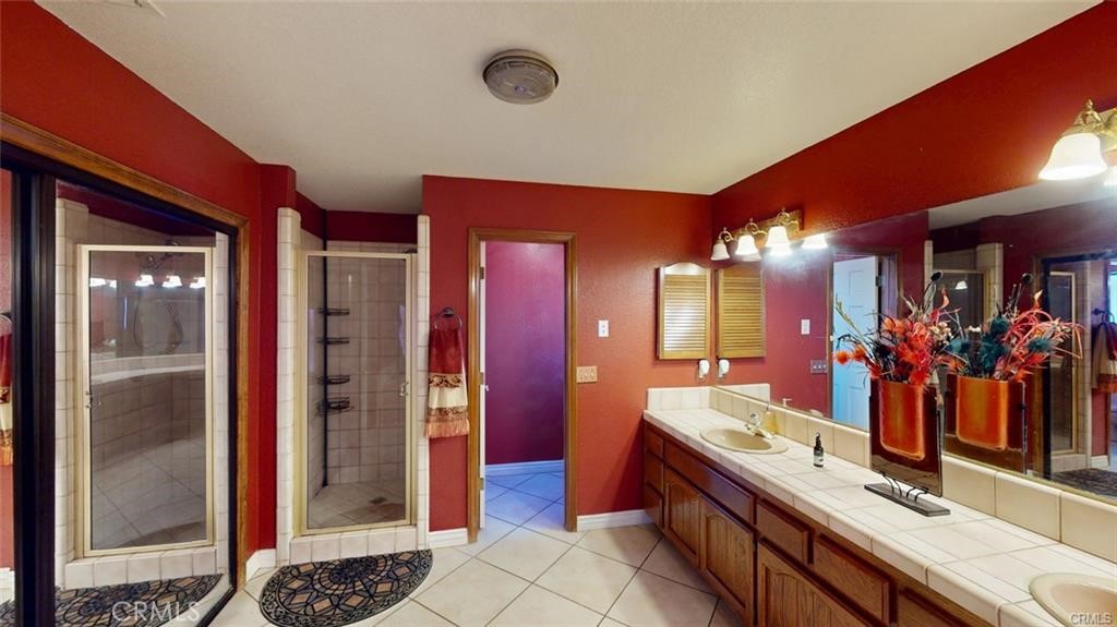 13889 Olathe Property Photo 38