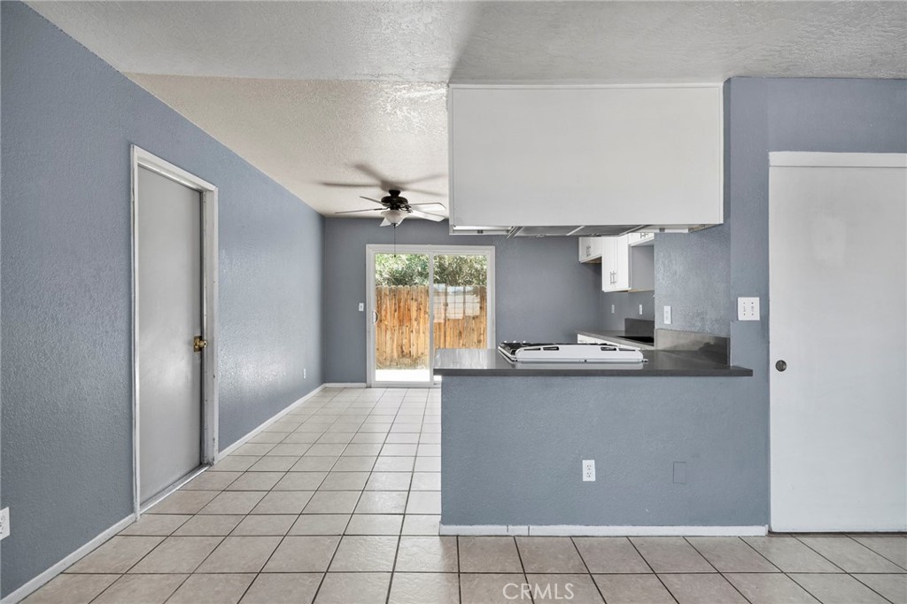 9891 3rd Avenue Property Photo 9