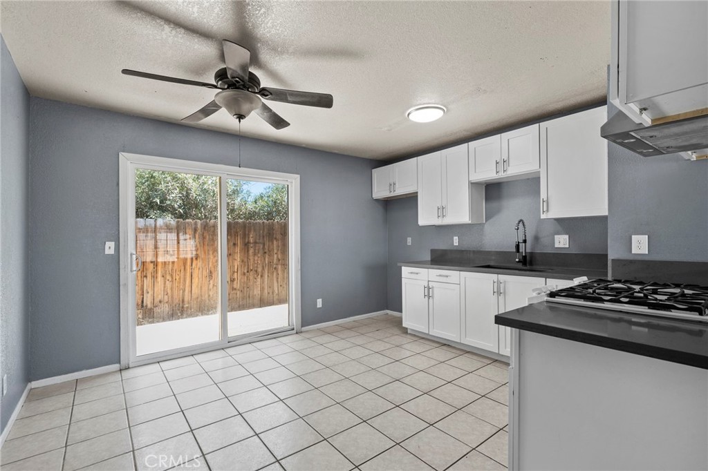 9891 3rd Avenue Property Photo 10