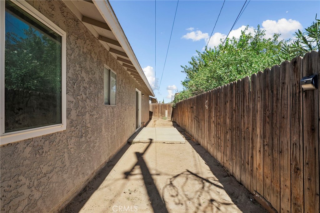 9891 3rd Avenue Property Photo 28
