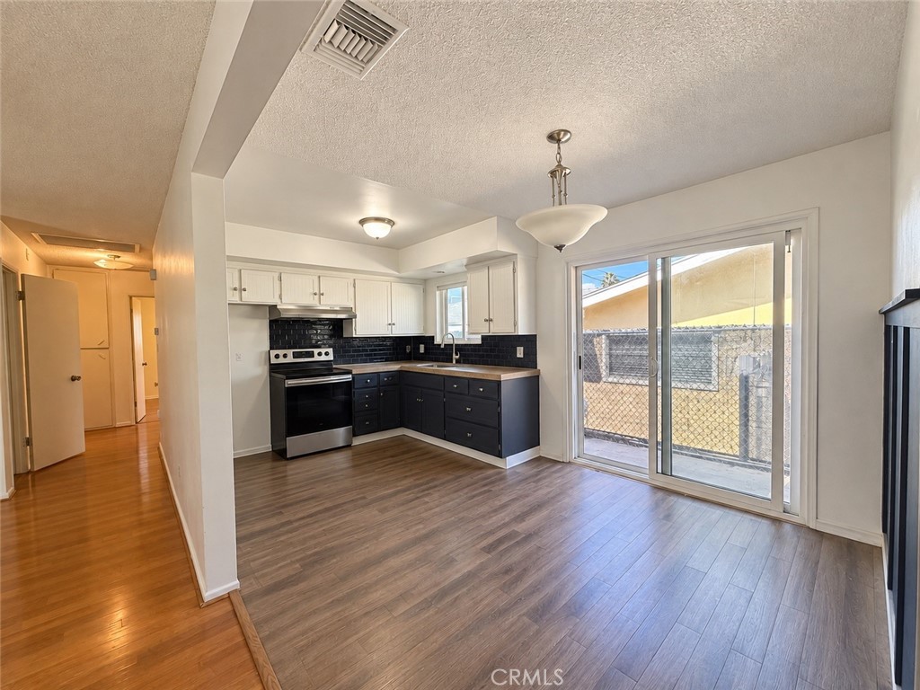 11252 Bellaire Street Property Photo 5