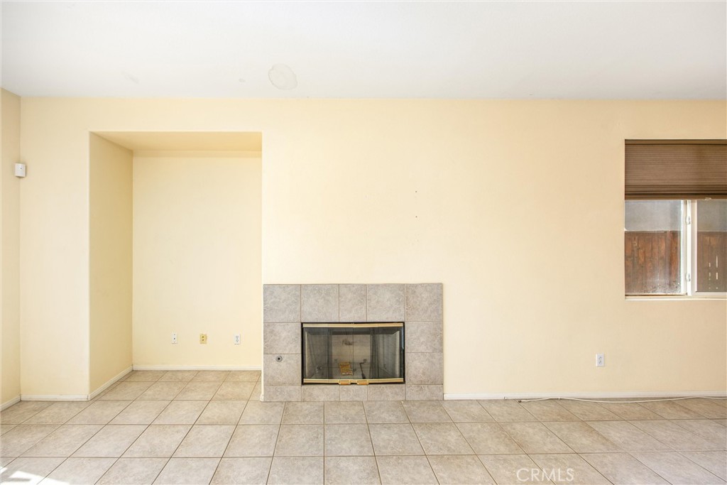 1570 Thunderbird Property Photo 21