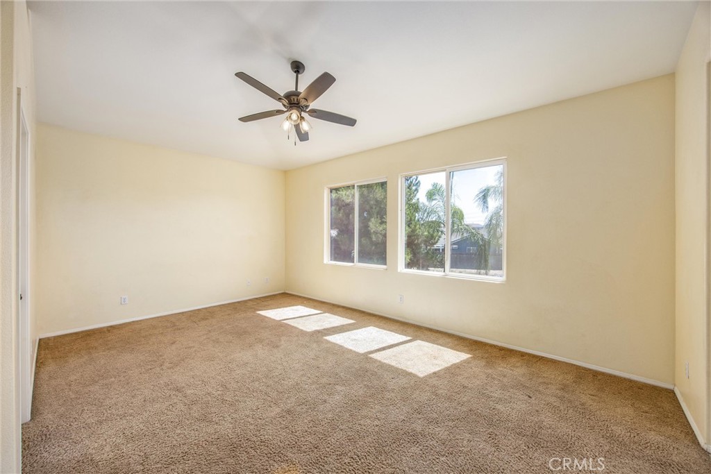 1570 Thunderbird Property Photo 26