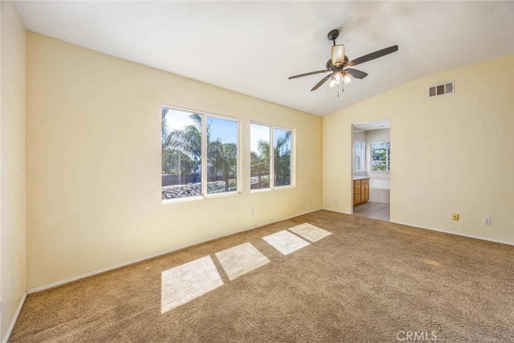 1570 Thunderbird Property Photo 27