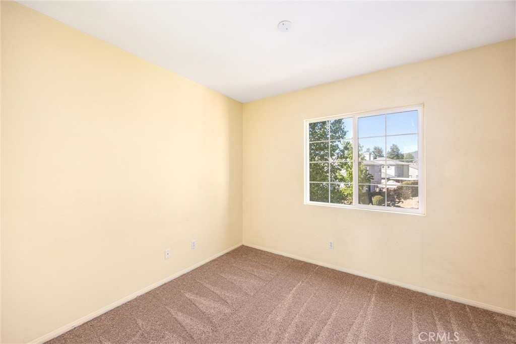 1570 Thunderbird Property Photo 31