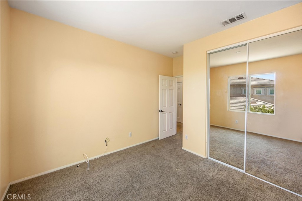 1570 Thunderbird Property Photo 33