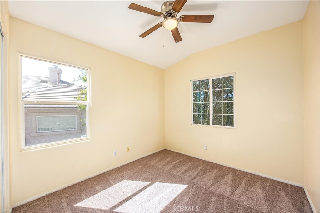 1570 Thunderbird Property Photo 34