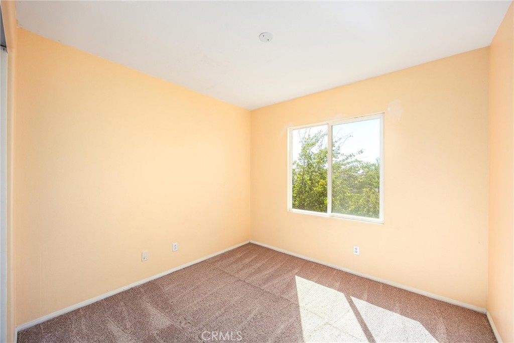 1570 Thunderbird Property Photo 36