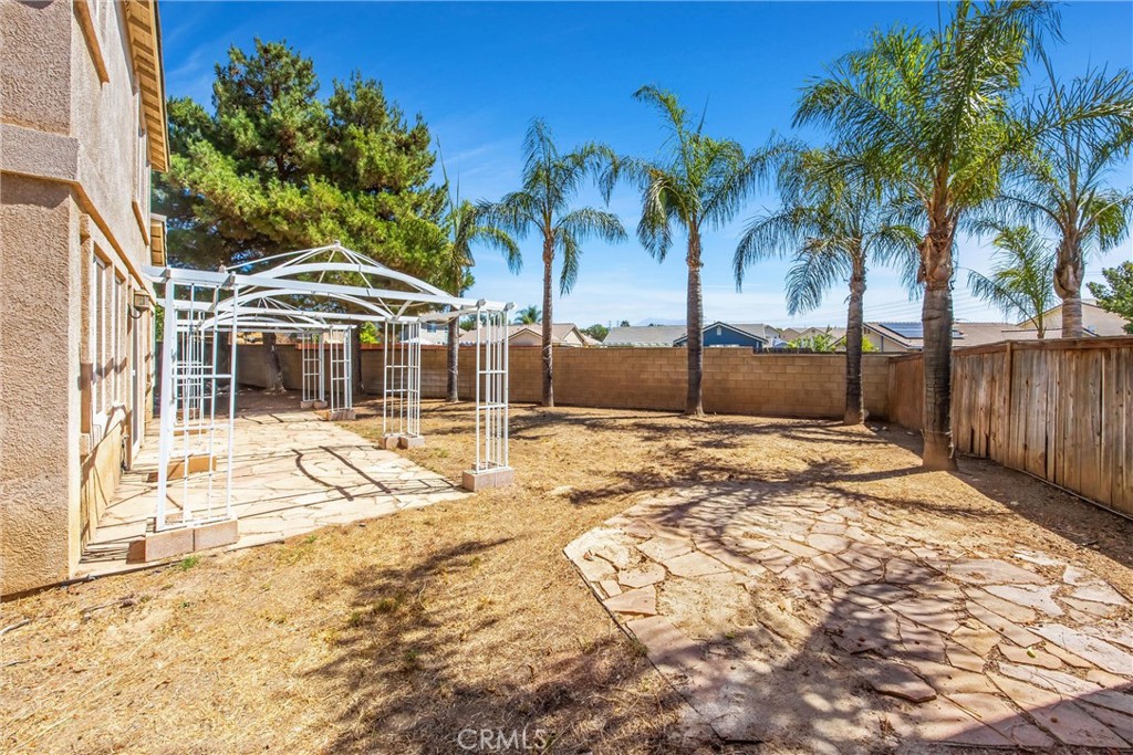 1570 Thunderbird Property Photo 43