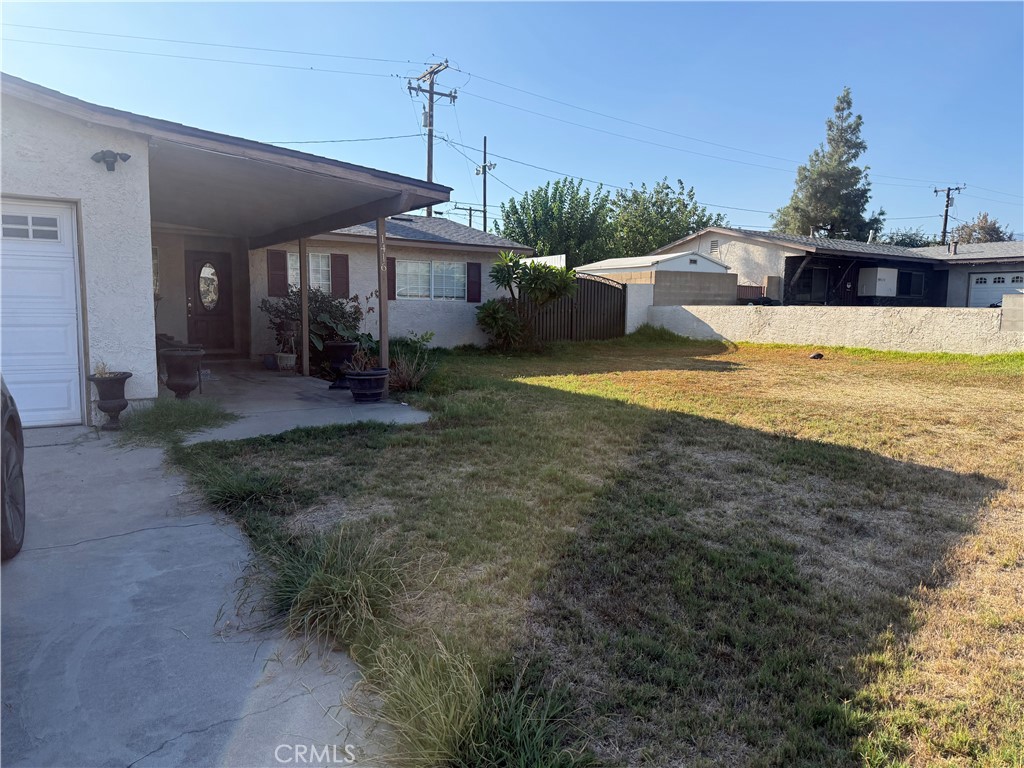1416 Eucalyptus Drive Property Photo 2