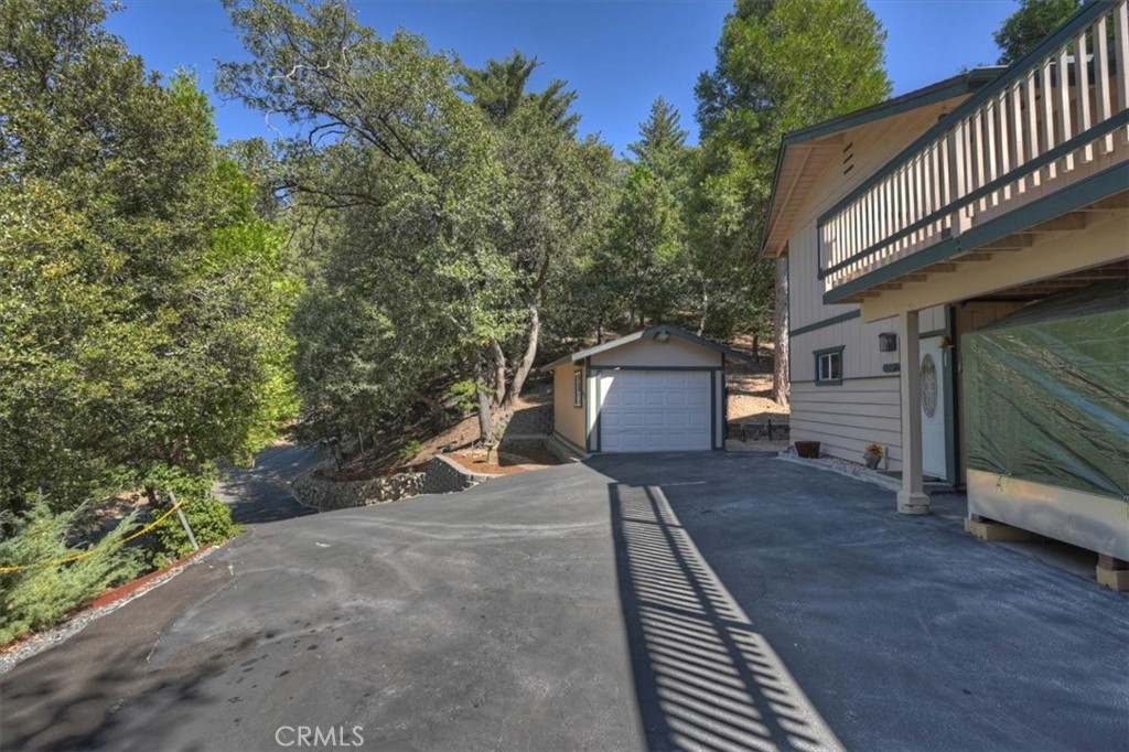 815 Chamois Property Photo 44