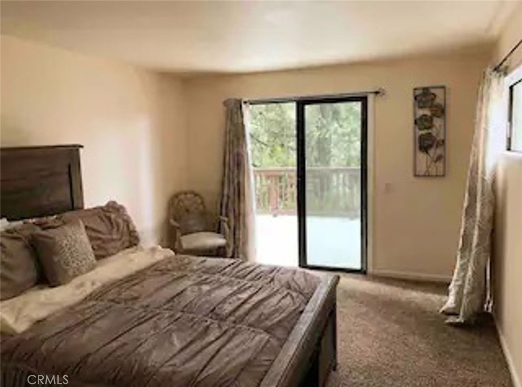 27957 Lakes Edge Property Photo 7