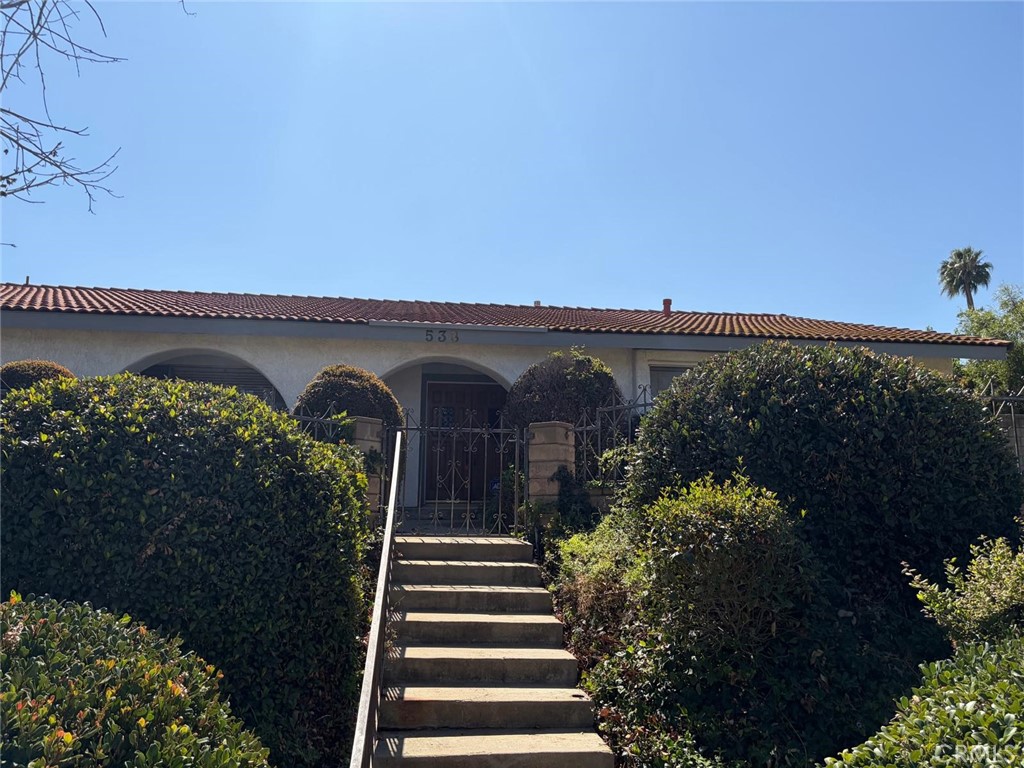 538 Iris Street Property Photo 2