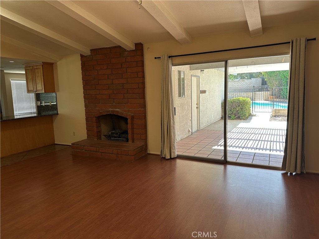 538 Iris Street Property Photo 8