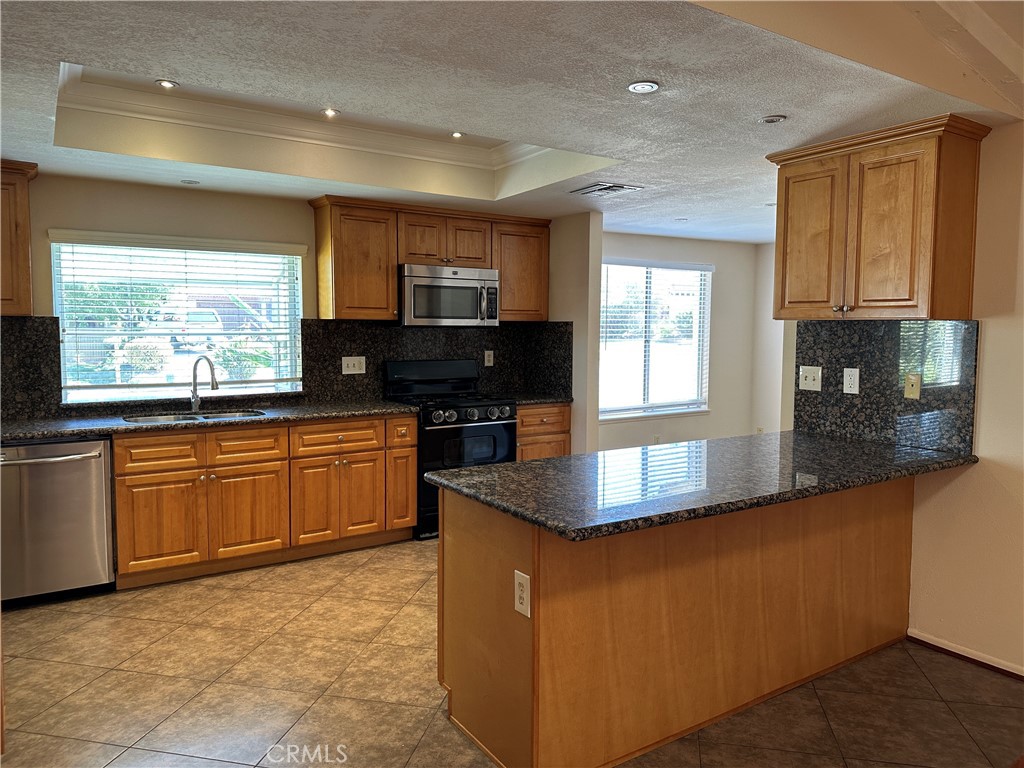 538 Iris Street Property Photo 10