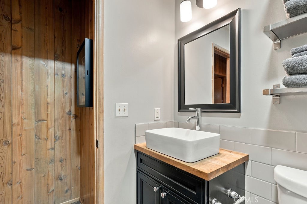 813 Poe Court Property Photo 24