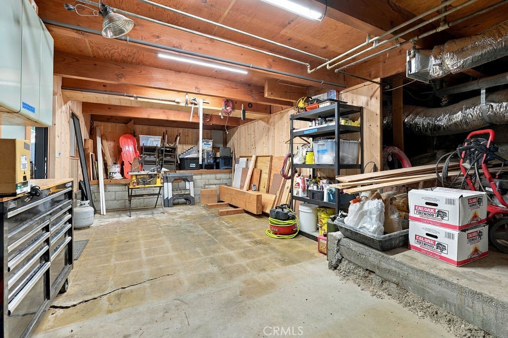 813 Poe Court Property Photo 37