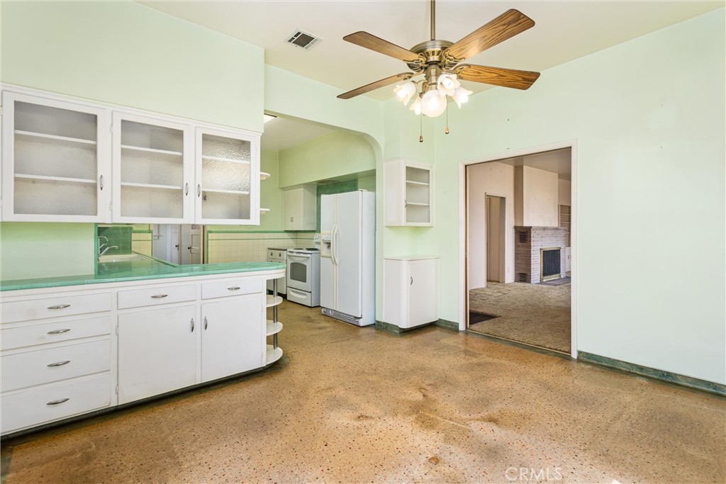 299 Anderegg Property Photo 37