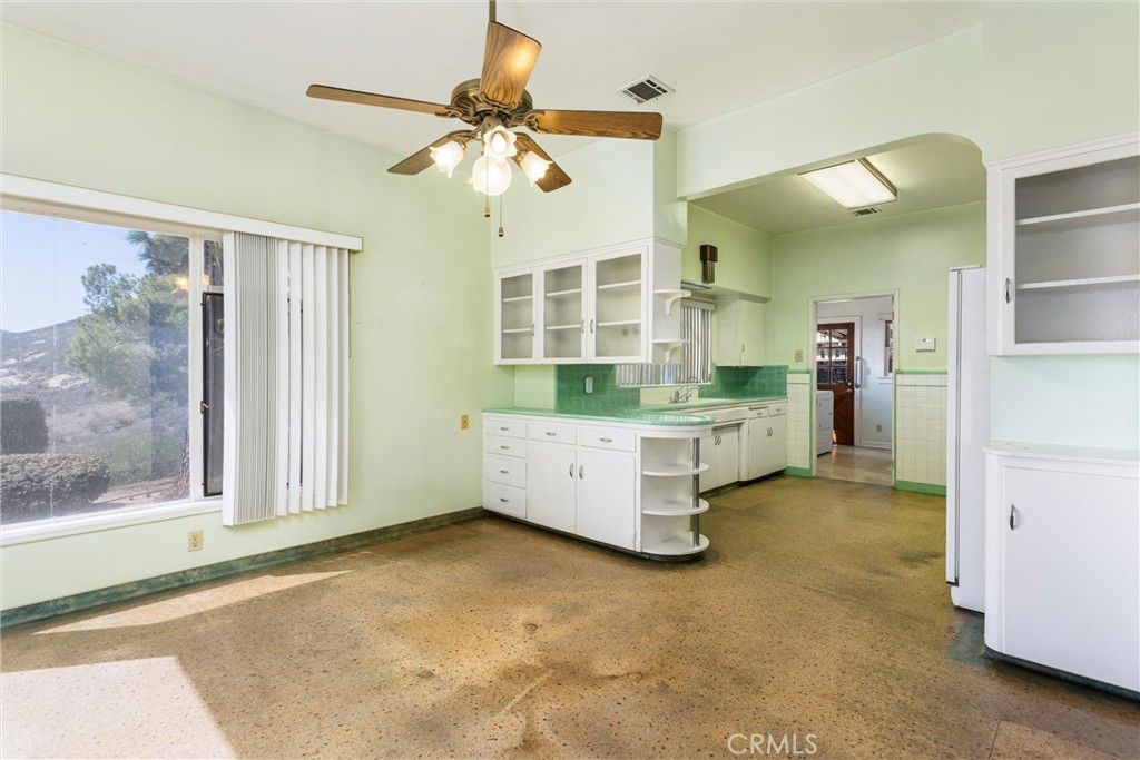 299 Anderegg Property Photo 38