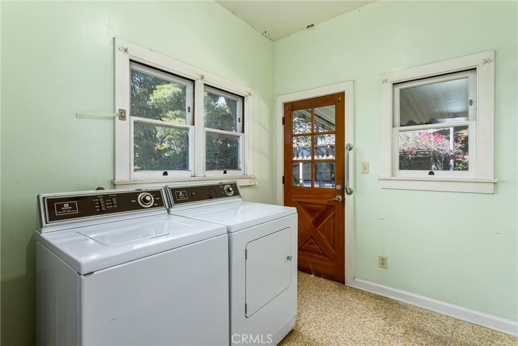 299 Anderegg Property Photo 43