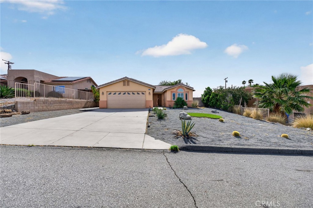 12828 Miracle Hill Property Photo 3
