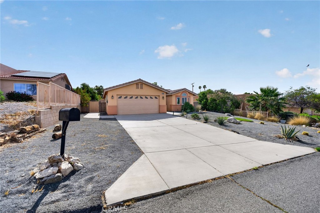 12828 Miracle Hill Property Photo 7