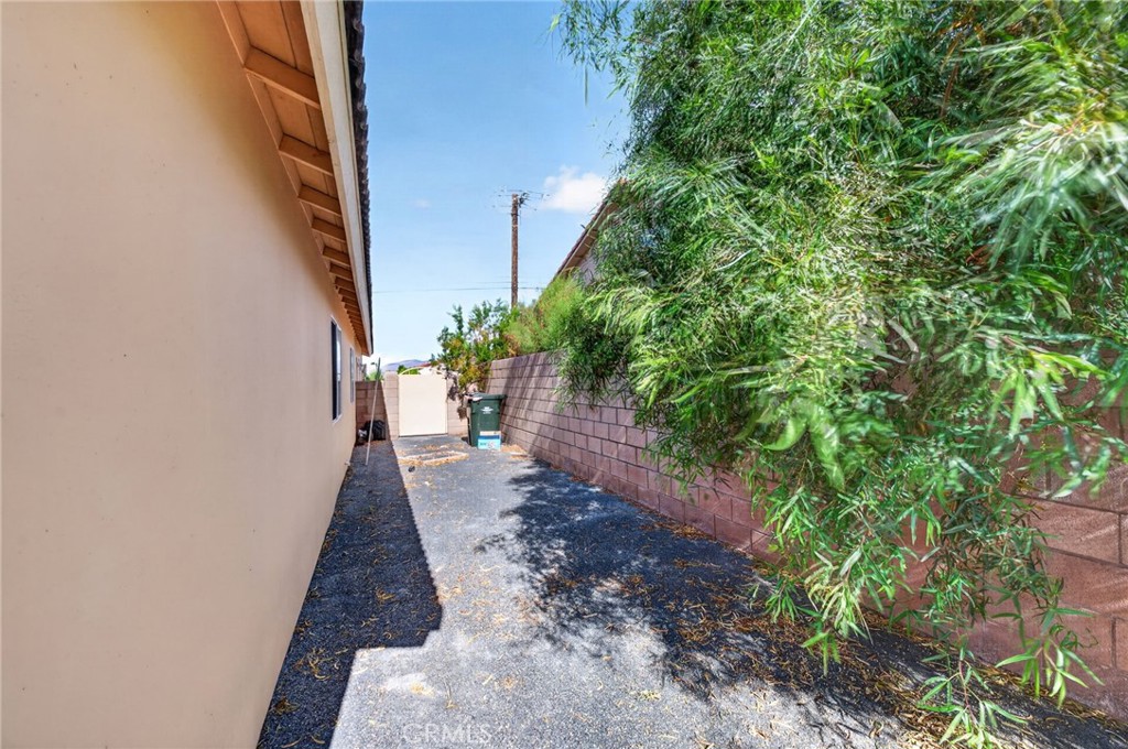 12828 Miracle Hill Property Photo 50