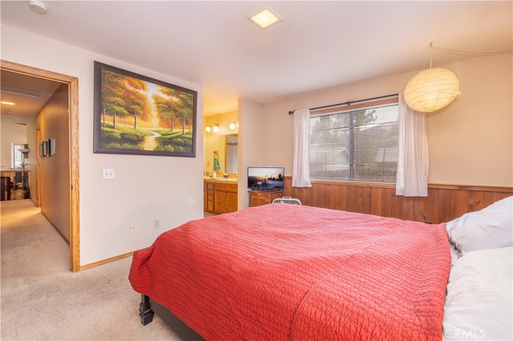 417 E Mountain View Property Photo 18