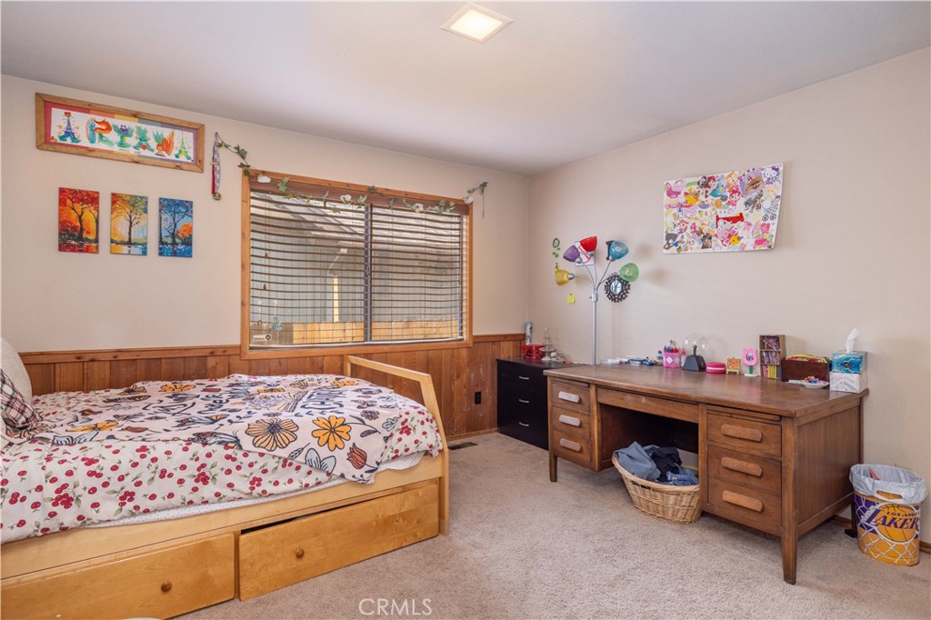 417 E Mountain View Property Photo 21