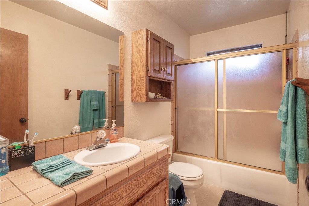 417 E Mountain View Property Photo 24