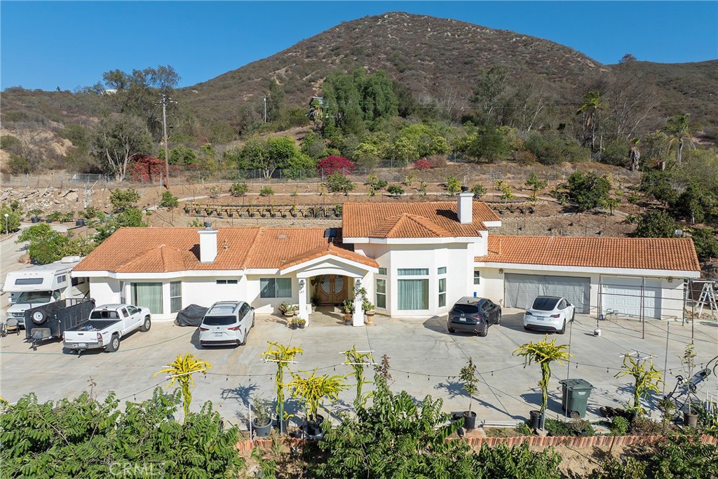 525 Stewart Canyon Road Property Photo 1