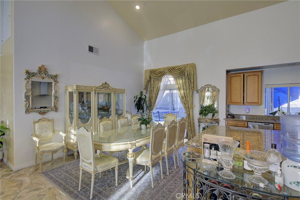 525 Stewart Canyon Road Property Photo 16
