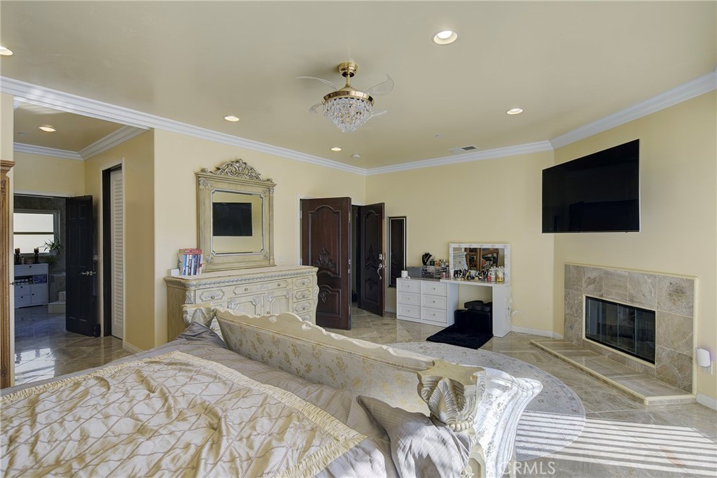 525 Stewart Canyon Road Property Photo 24