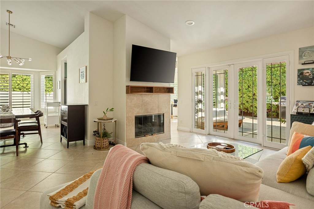 79690 Iris Court Property Photo 2