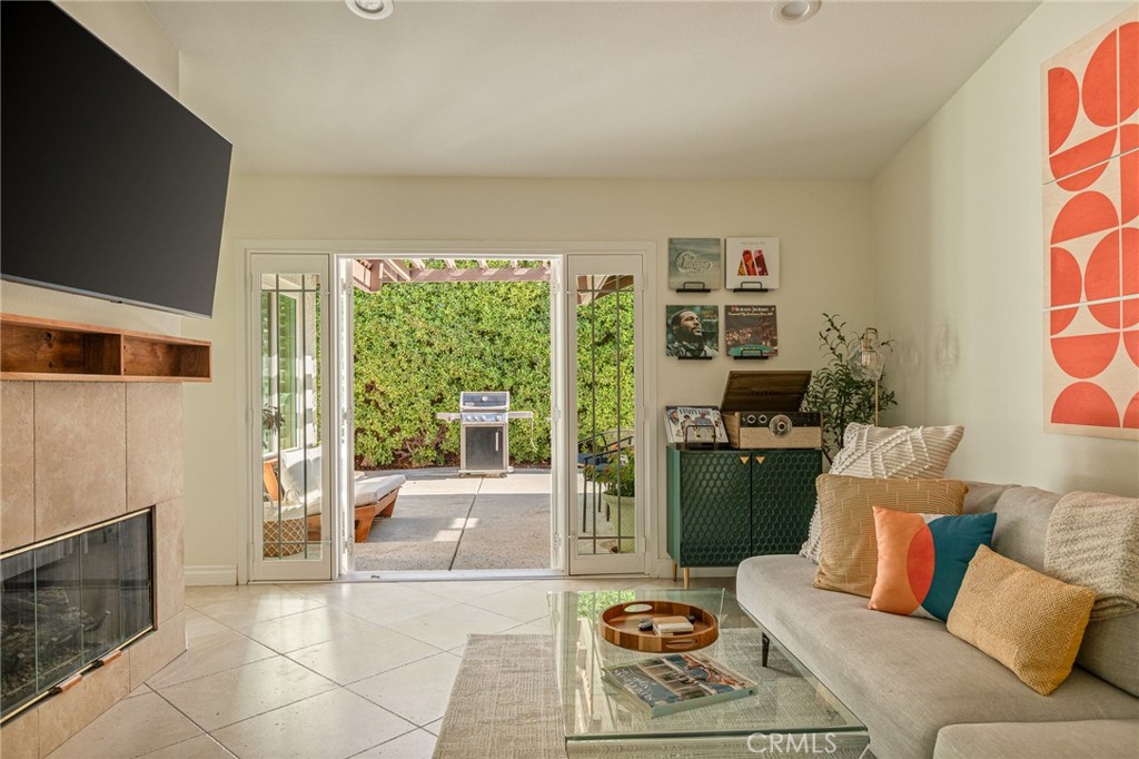 79690 Iris Court Property Photo 3