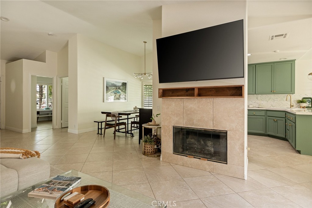 79690 Iris Court Property Photo 8