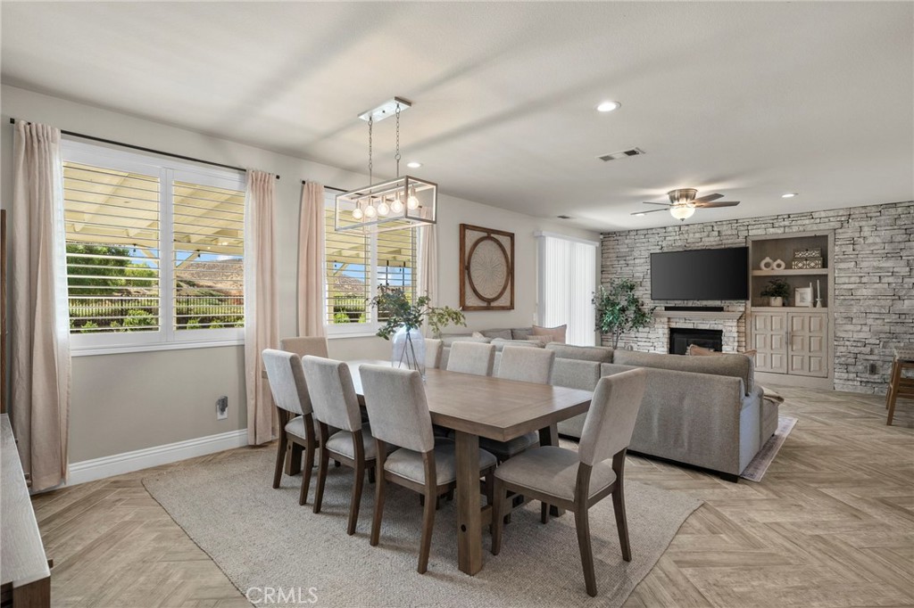 3830 Peridot Court Property Photo 8