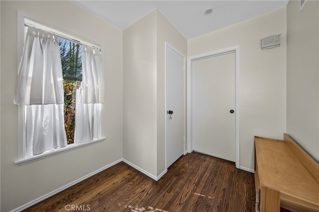 1020 La Cresta Property Photo 7