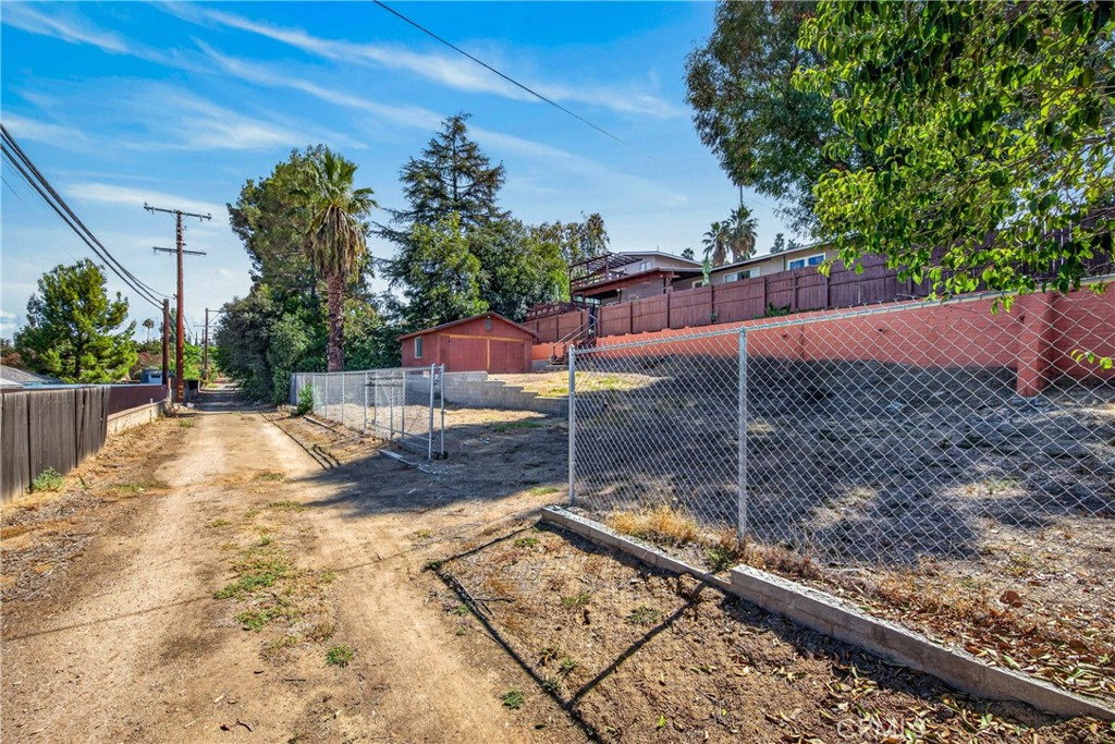 1020 La Cresta Property Photo 39