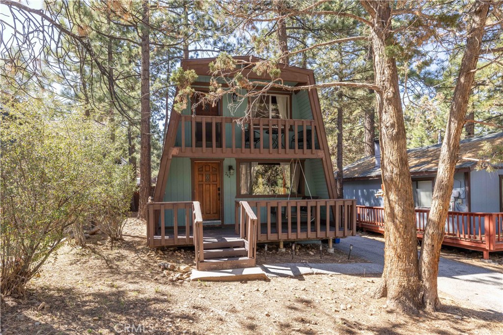 244 Moreno Property Photo 1