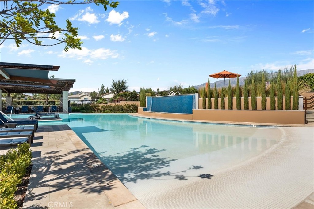 1556 Village Green Property Photo 42
