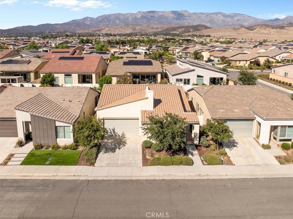 1556 Village Green Property Photo 46