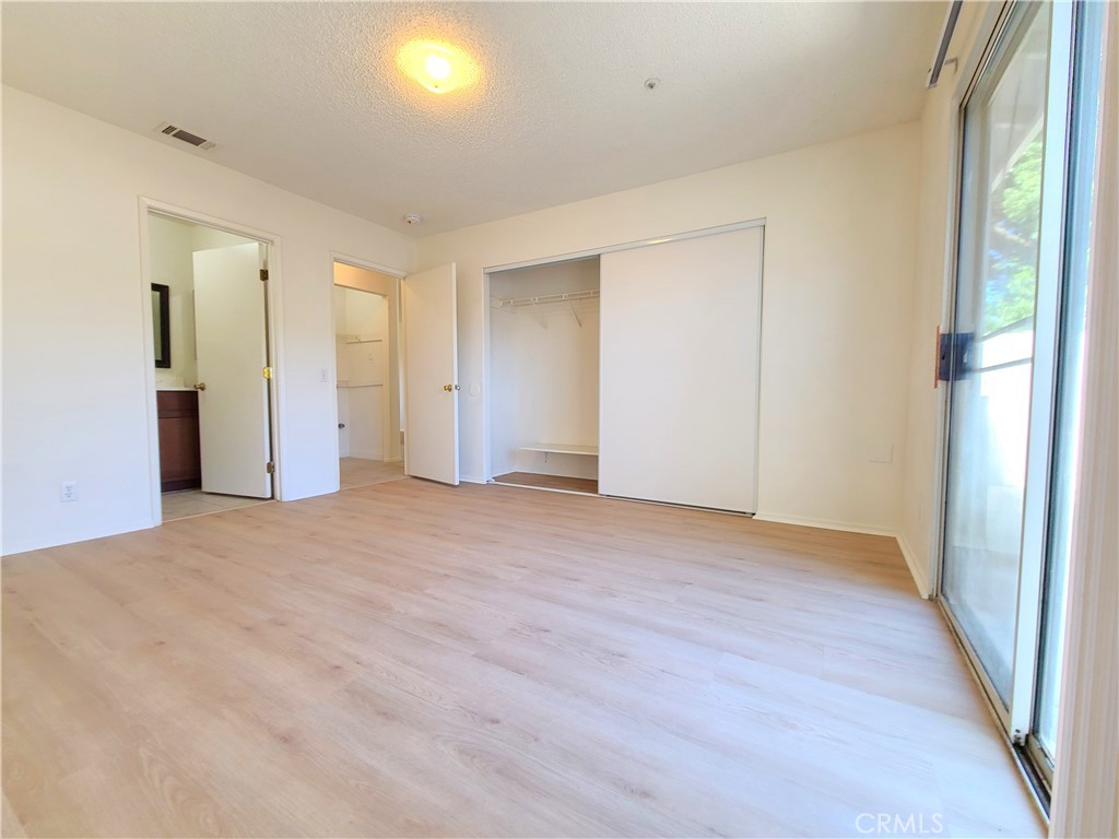 12694 Valley View Street Property Photo 10