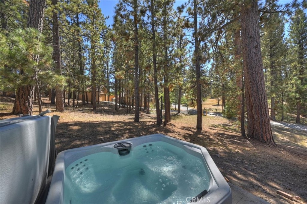 777 Iris Property Photo 7