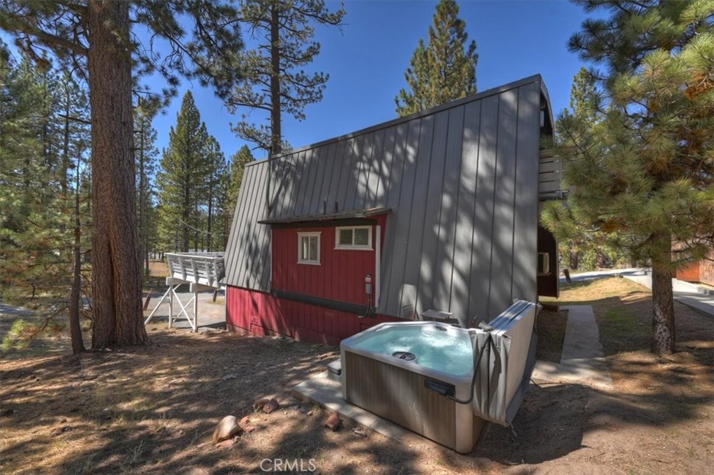 777 Iris Property Photo 32