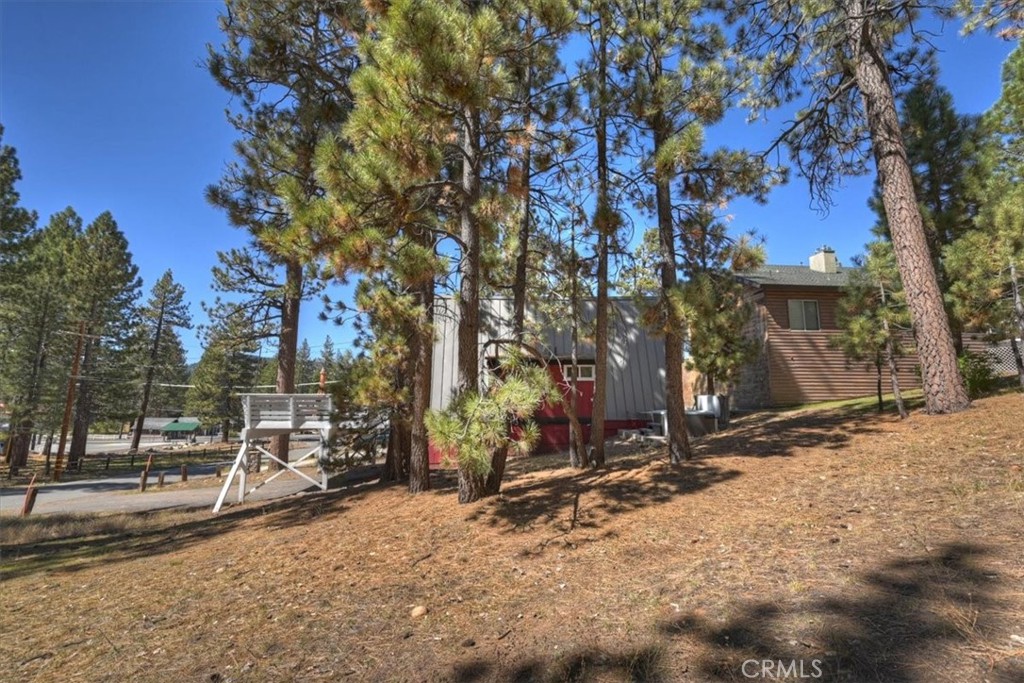 777 Iris Property Photo 36